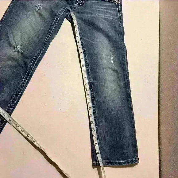 Miss Me Womens Denim Distressed Capris Jeans JPB5014 Boyfriend 30” Waist - Picture 6 of 9